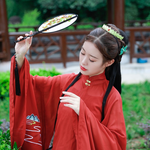 斐然OvO的个人主页 - 半次元 - ACG爱好者社区